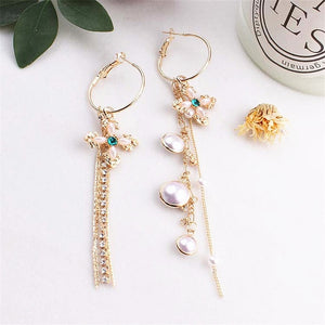 Korean Retro Asymmetric Butterfly Imitation Pearl Earrings